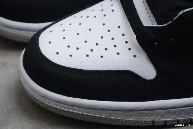 One Kick Air Jordan 384664-006 UNC Retro 6 0605